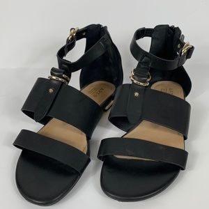 Apt.9 Defined Comfort black sandals with ankle strap, zips up the back. Size 7.5